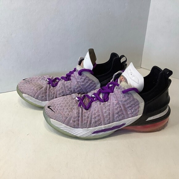 Nike LeBron 18 XVIII Purple Basketball Shoes Youth Size 6 - Picture 2 of 9